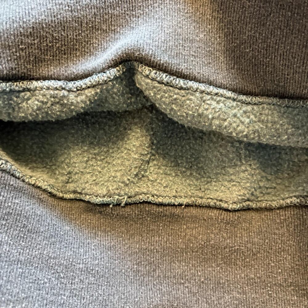 Vintage Fruit Of The Loom Ocean City Sweatshirt Mens Large Gray Embroidered USA - Picture 6 of 9